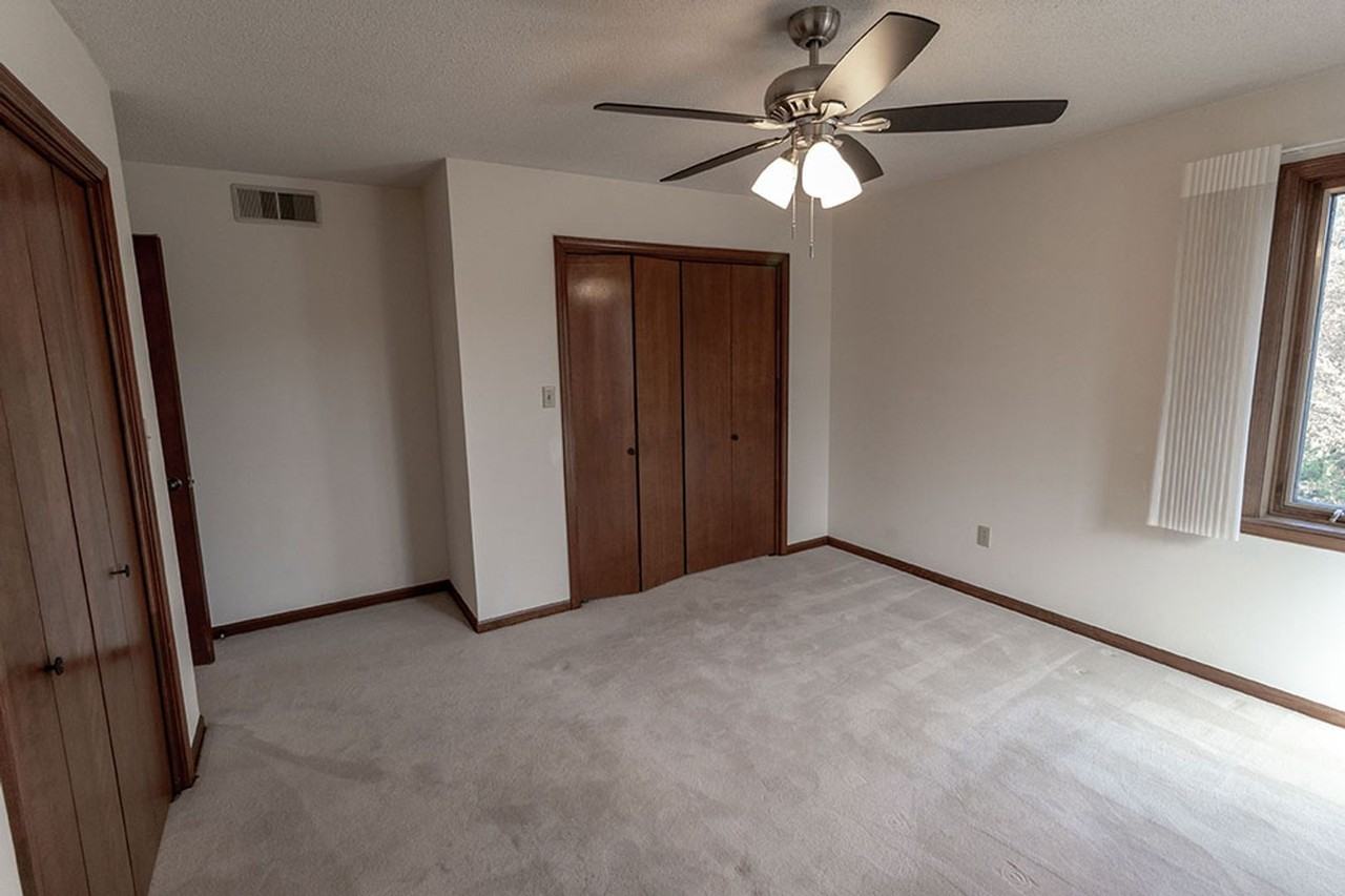 401 Cedar Ln - Photo 2 of 41