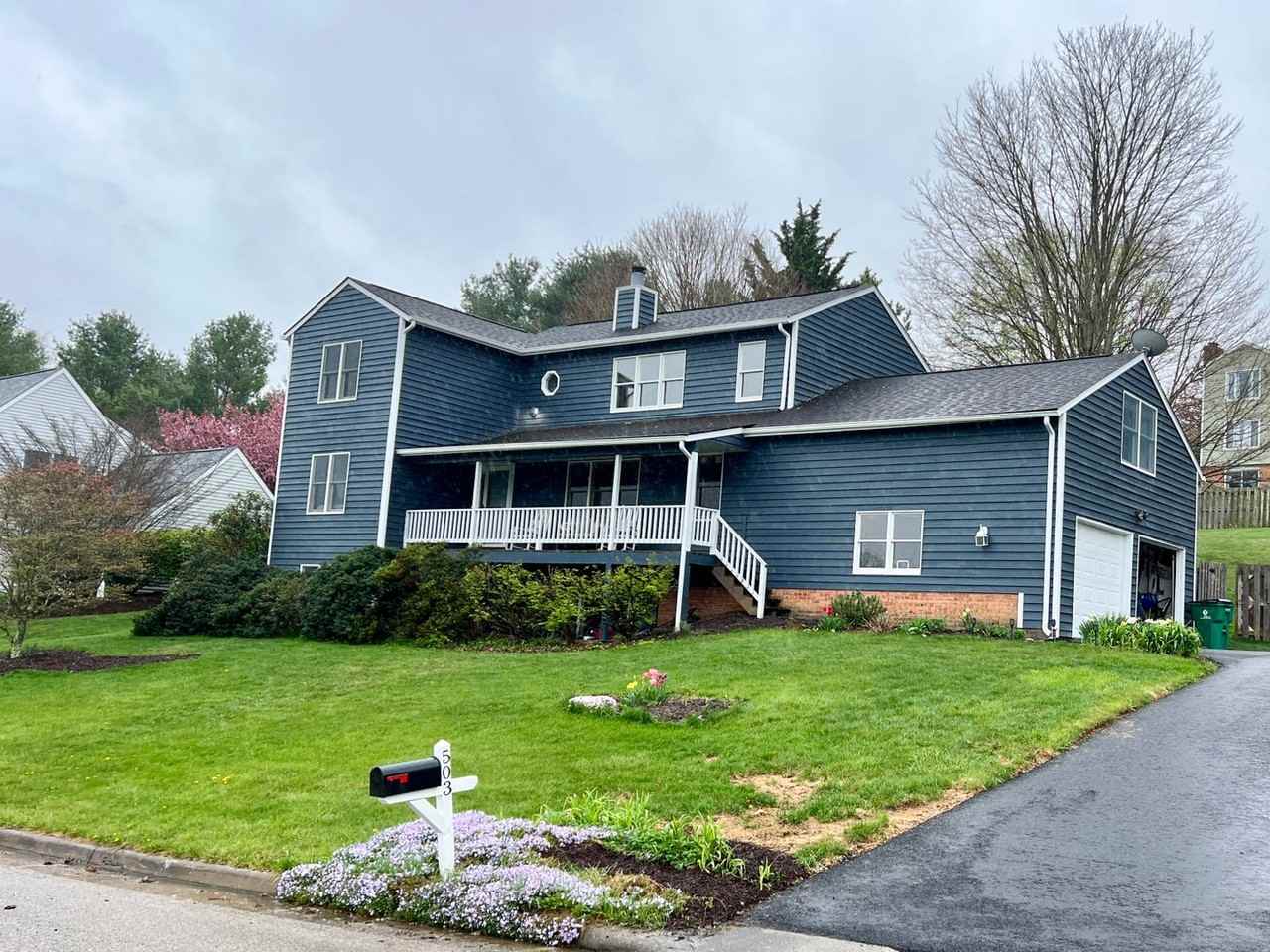 503 Seminole Dr - Photo 2 of 45