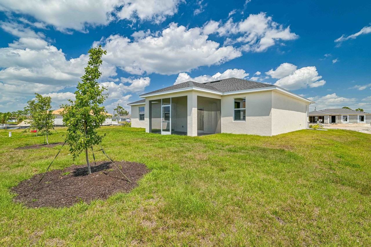 2822 Nw 18th Pl - Photo 5 of 36