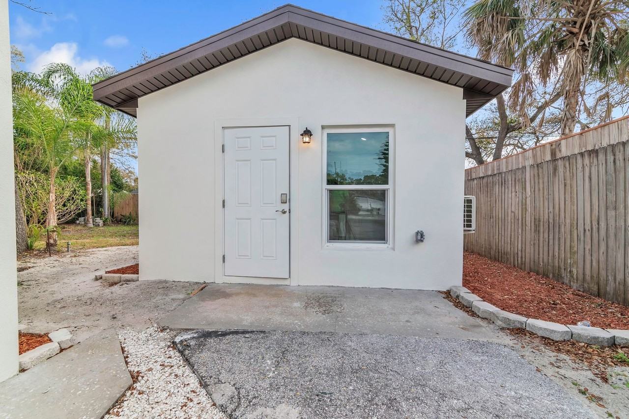 519 B Lexington - 519 Casita - Photo 3 of 17