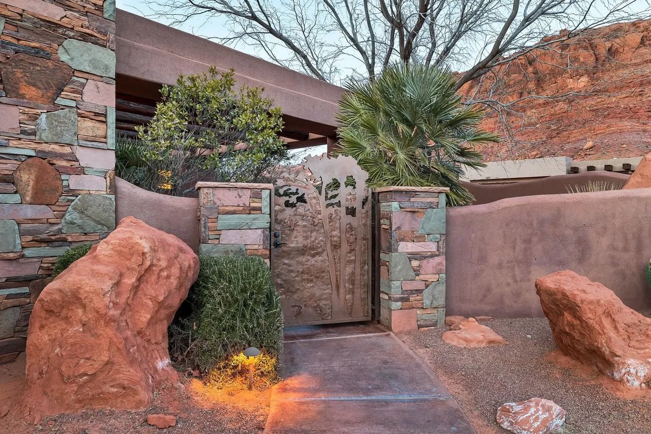 2336 W Entrada Trl #31 - Photo 7 of 41