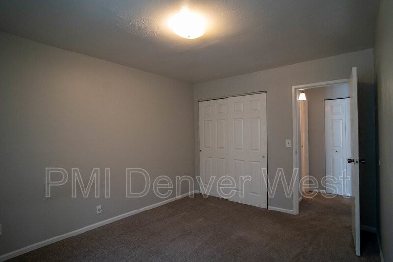 5995 W Hampden Ave #J16 - Photo 7 of 16