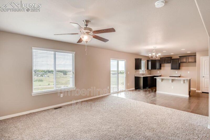 6031 Jorie Rd - Photo 3 of 11