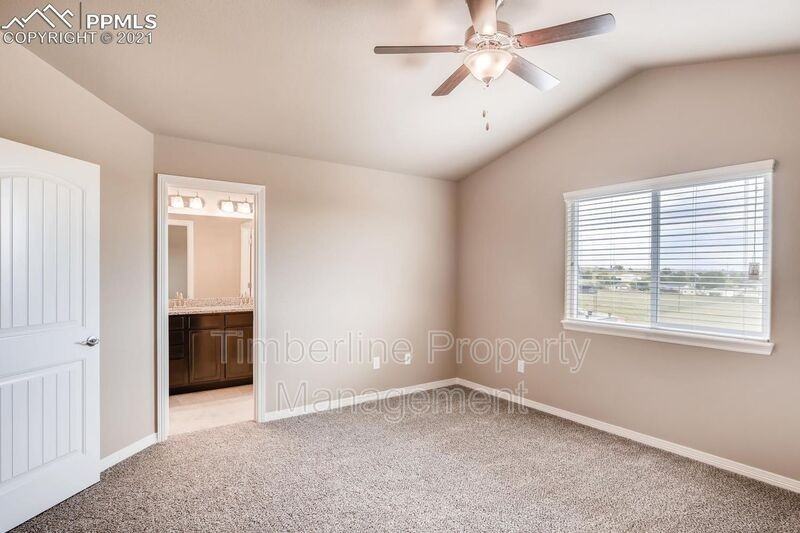 6031 Jorie Rd - Photo 6 of 11