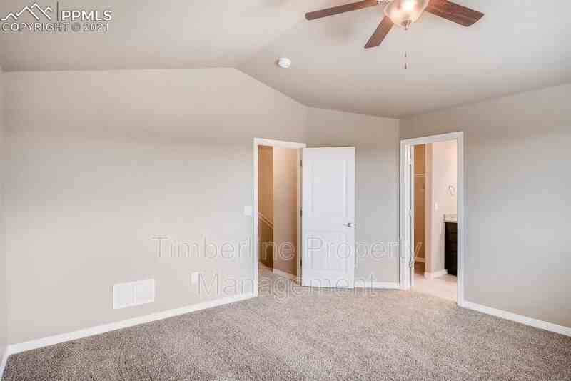 6031 Jorie Rd - Photo 7 of 11