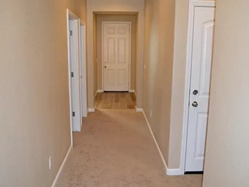 4450 Lacy Ln - Photo 5 of 34