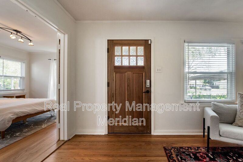 1707 Lansford Ave - Photo 3 of 19