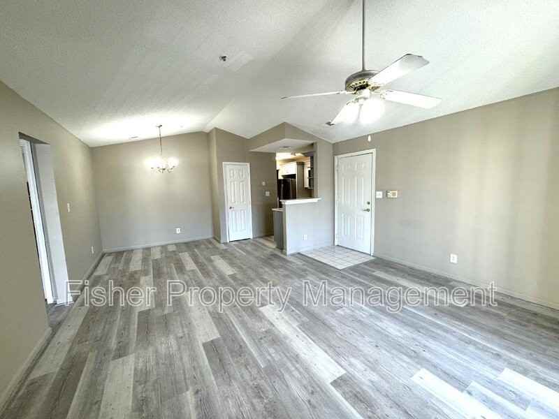 830 Brassie Ln #J - Photo 6 of 30