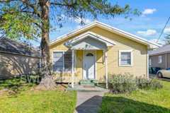 218 E Thomas St - Photo 1 of 1