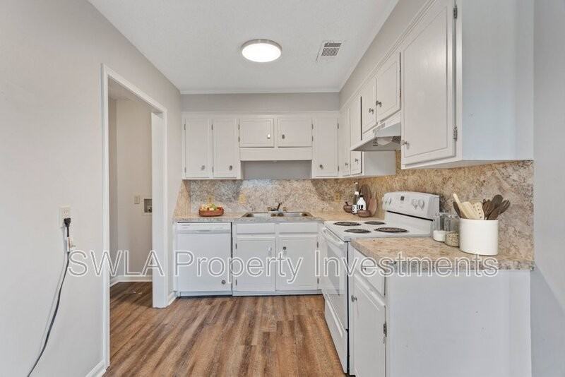 194 Victoria Dr #2A - Photo 5 of 15