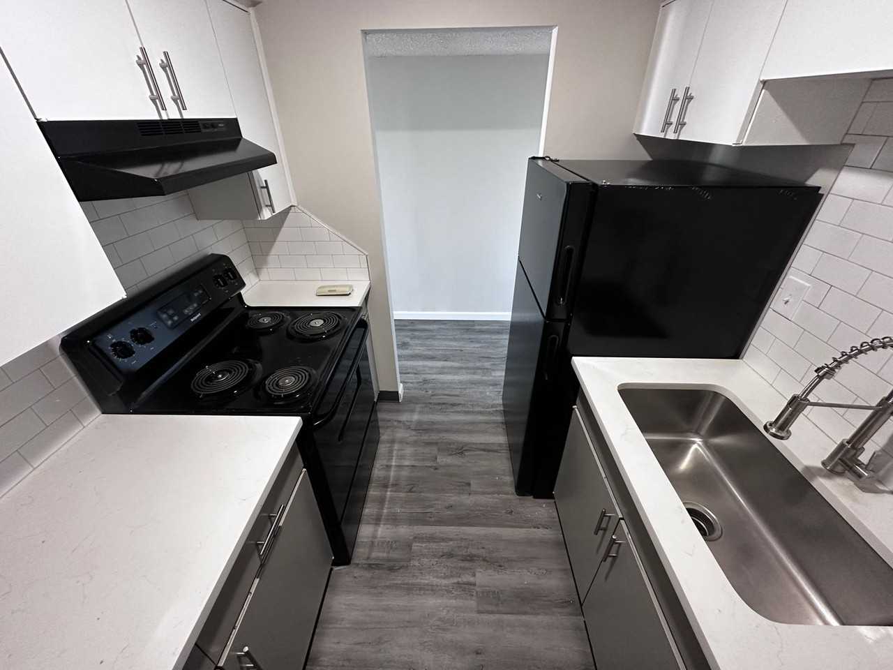 The Regency Apartments - Photo 6 of 50