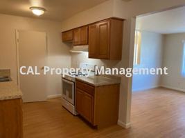featured image of 524 N Vanderhurst Ave