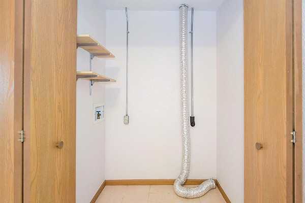 Oak Point - Photo 2 of 34