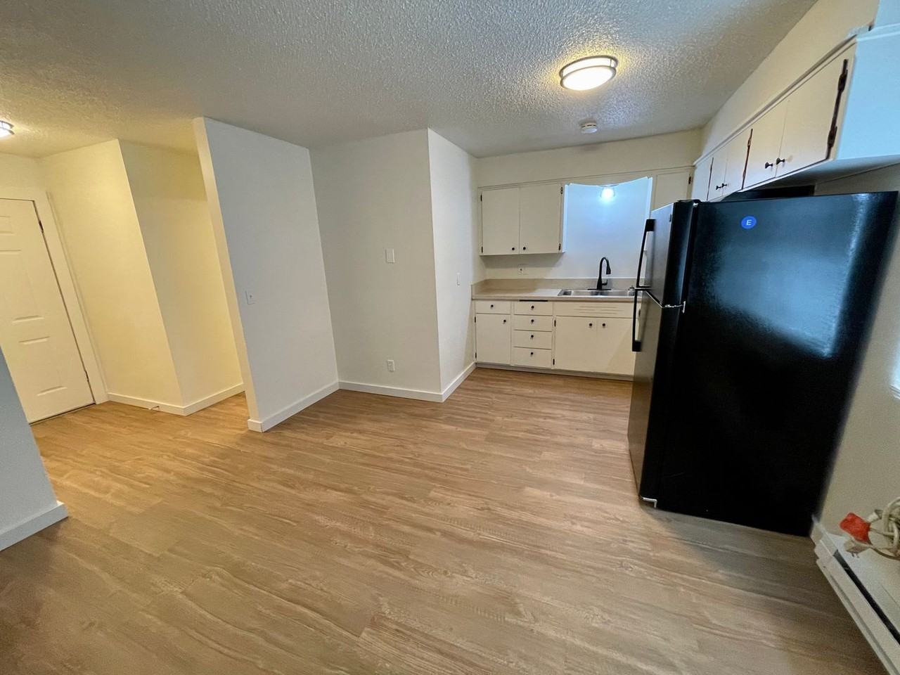 211-219 S Whipple Rd - Photo 3 of 38