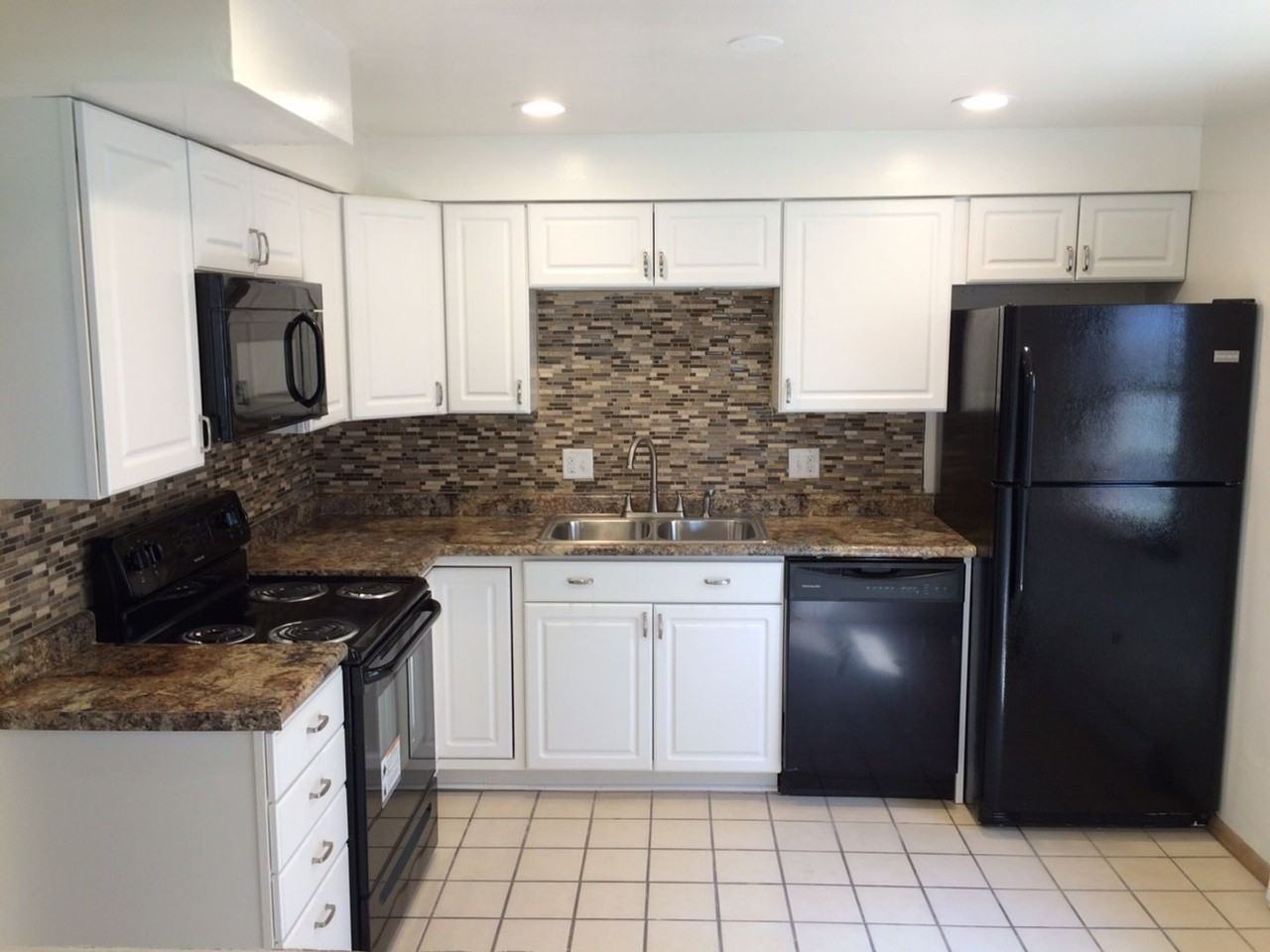 Midvale Apartments - Photo 6 of 12