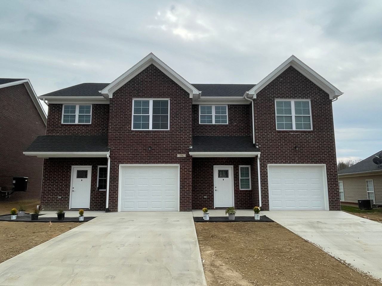 Keeneland Duplexes Apartments 100 Keeneland Dr, Elizabethtown, KY