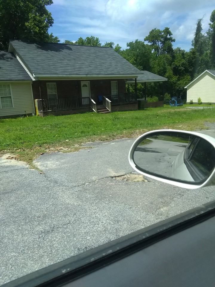 7247 Pinedale Drive - Photo 2 of 8