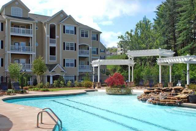 Walden Legacy Apartment - Photo 2 of 16