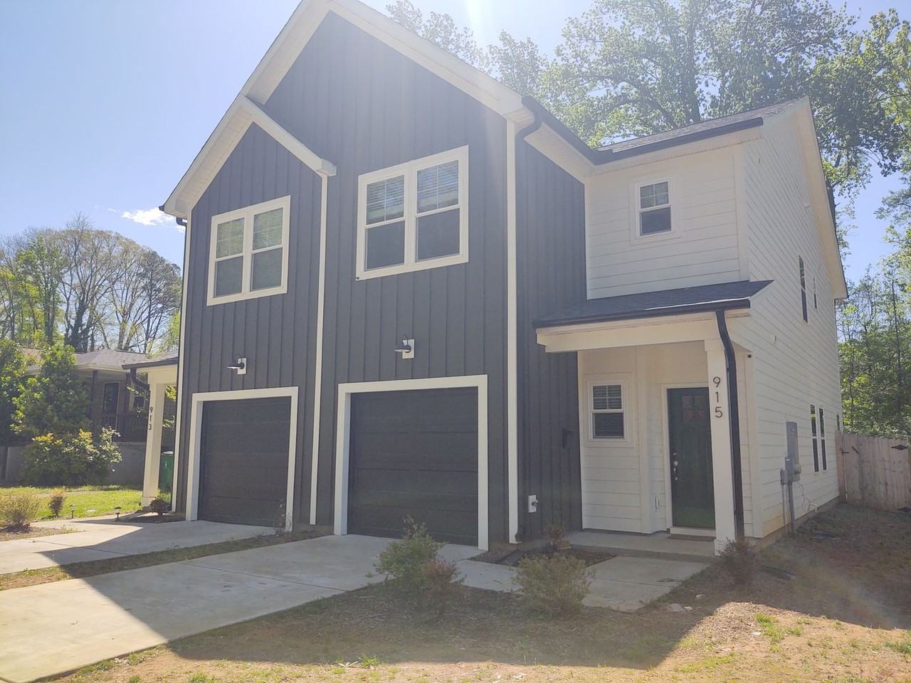 915 Mcarthur Ave - Photo 2 of 25