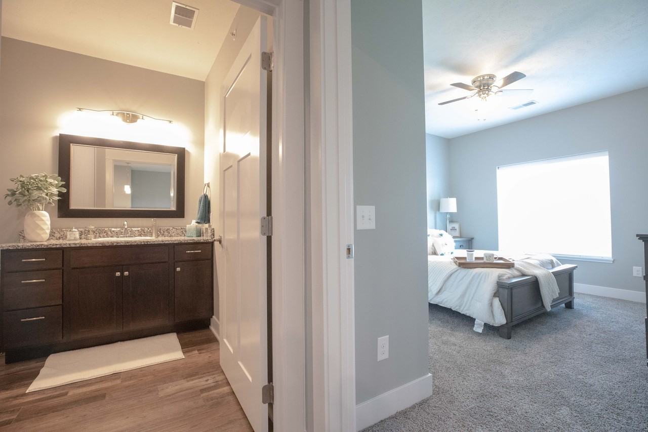 Wilderness Creek Residences - Photo 4 of 11