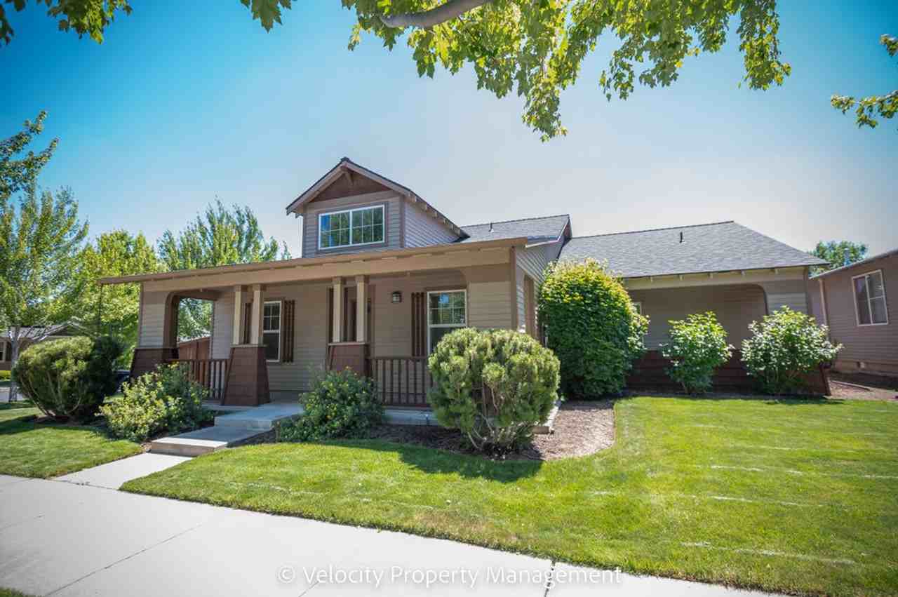 20681 Couples Ln - Photo 2 of 24