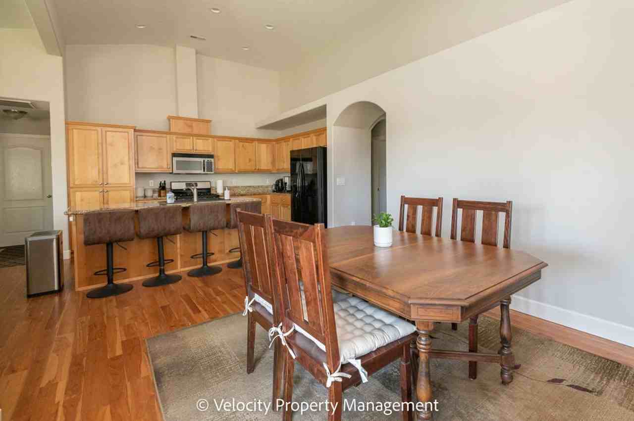 20681 Couples Ln - Photo 6 of 24