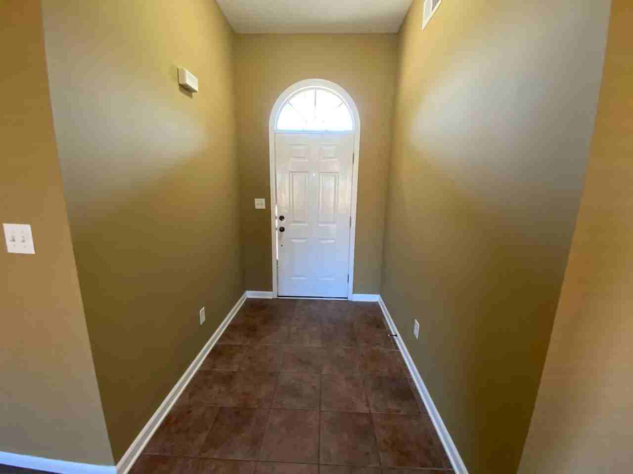 900 Brunetti Ln - Photo 2 of 23