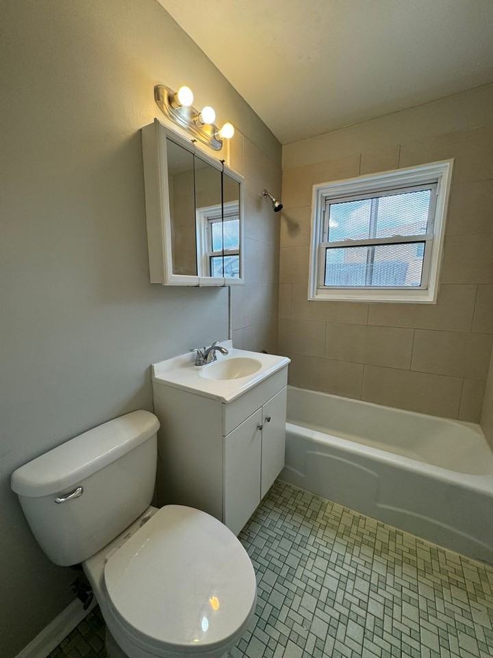 1306 Sibley Blvd. - Photo 6 of 17