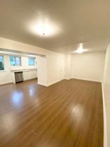 Evanston Court Apartments - Photo 1 of 1