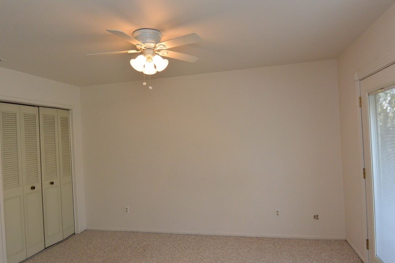 1809 S Julieann Ct - Photo 5 of 14