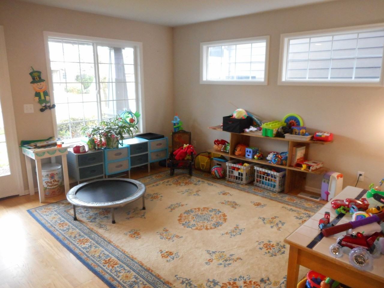 1235 Se Brookside Way - Photo 3 of 16