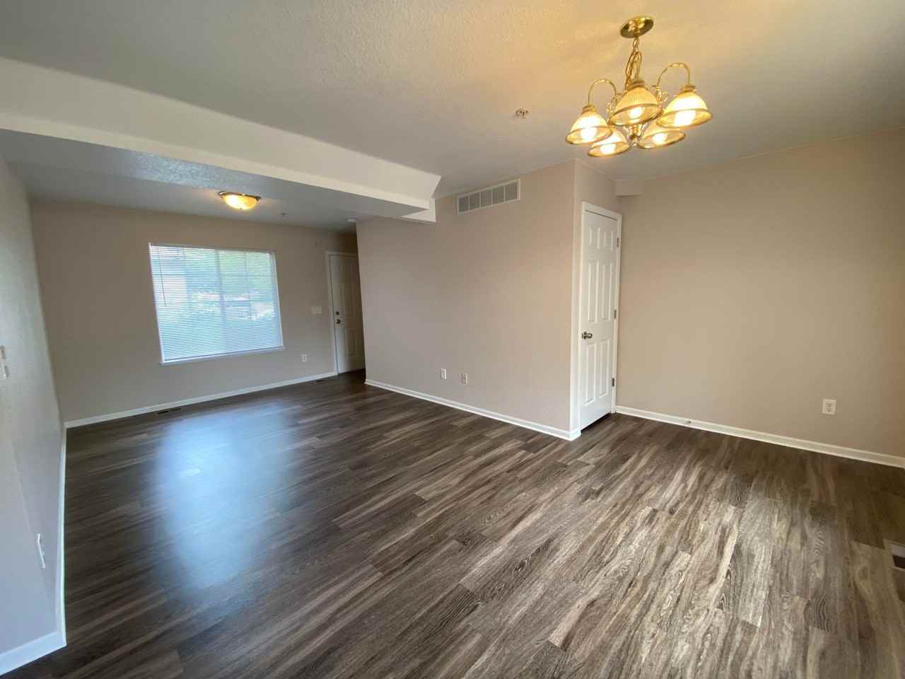 1731 Morningside Dr - Photo 7 of 23