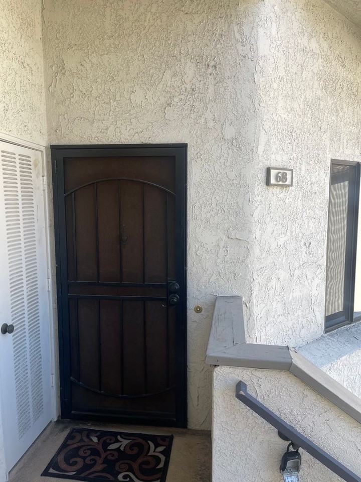 68 Brownfield Ln - Photo 3 of 17