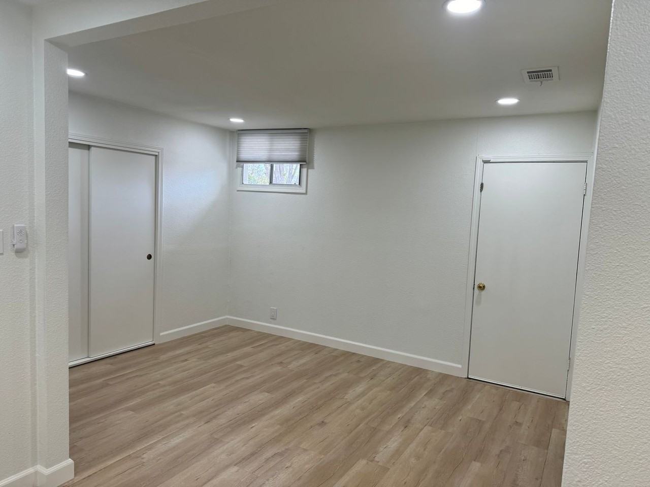 1400 Clay St - Photo 5 of 18