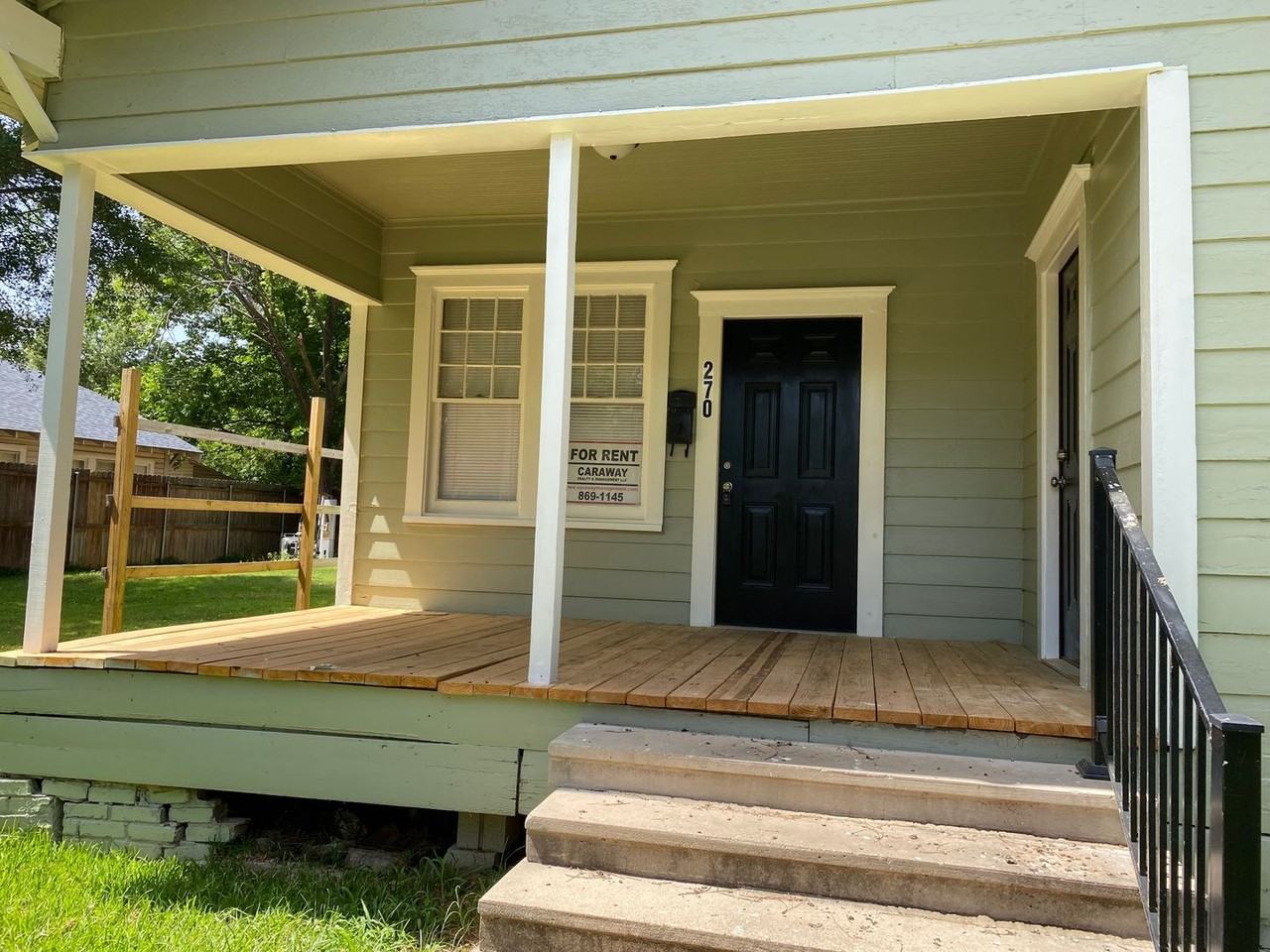 270 Wilkinson St - Photo 2 of 12