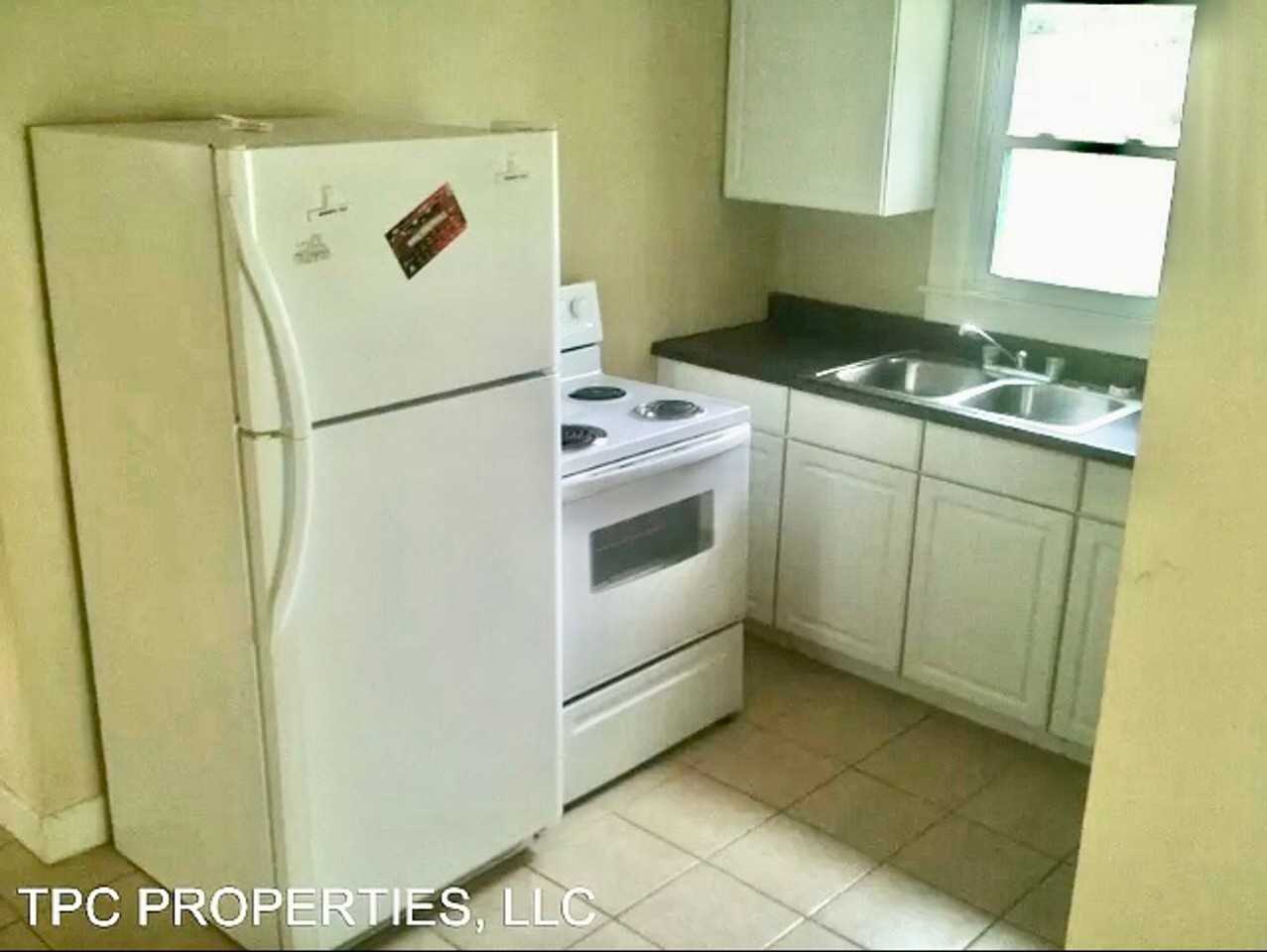 622 Mcelwain Ct - Photo 3 of 6