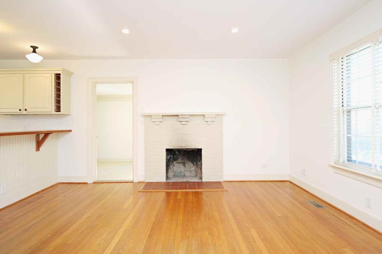 1412 Cherry Ave - Photo 3 of 18