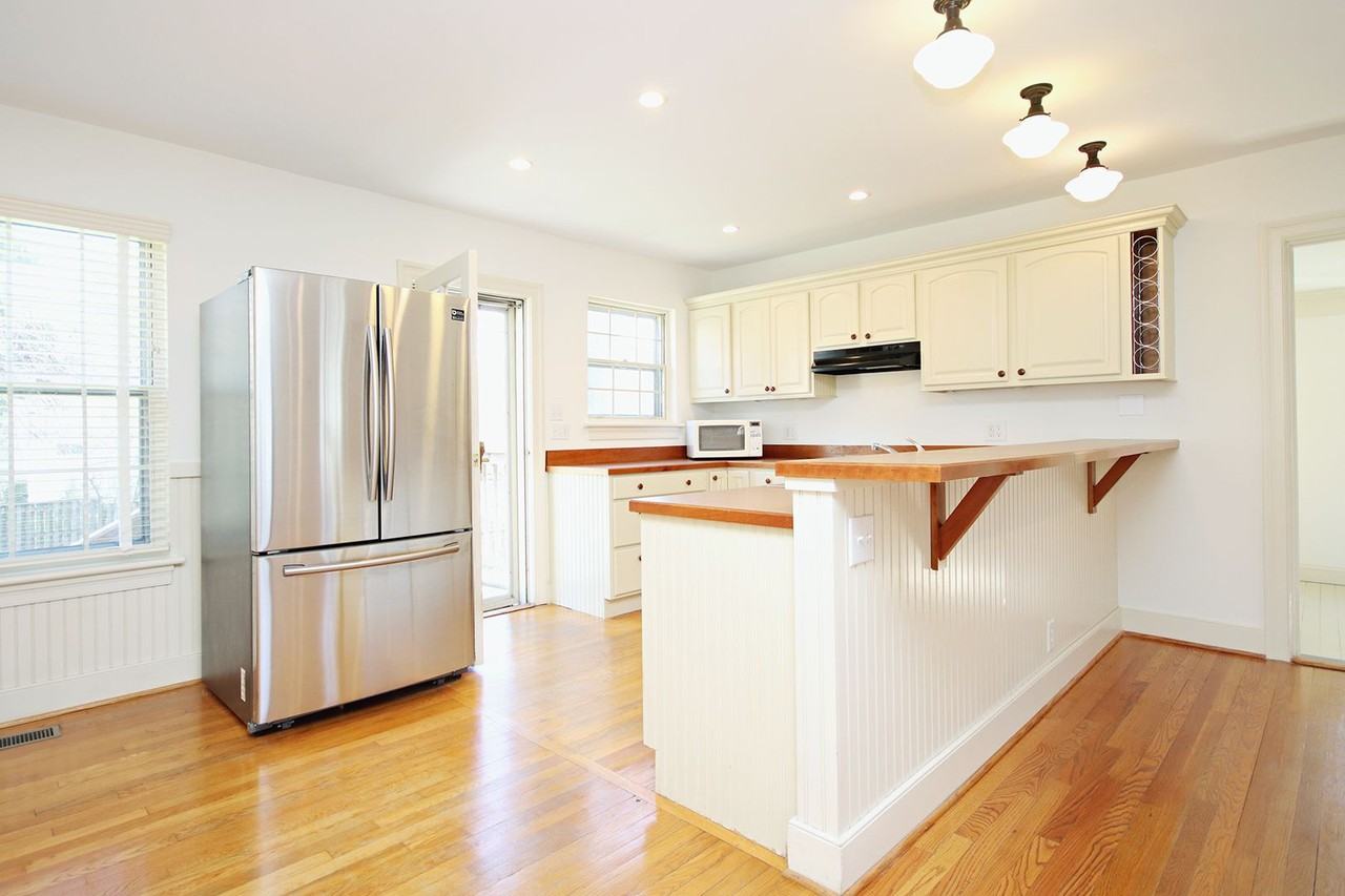 1412 Cherry Ave - Photo 6 of 18