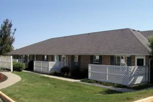 featured image of 44 Colonial Dr