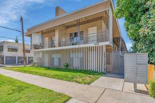 858 E Carmen Ave - Photo 1 of 1
