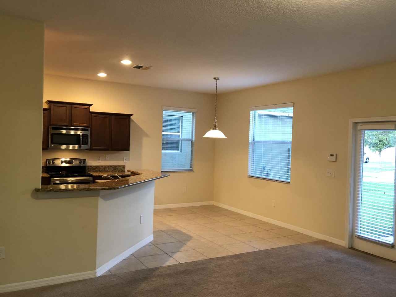 15406 Fort Clatsop Cres - Photo 5 of 42