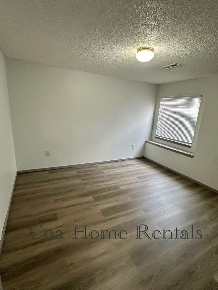 1202 N Indiana Ave - Photo 6 of 14