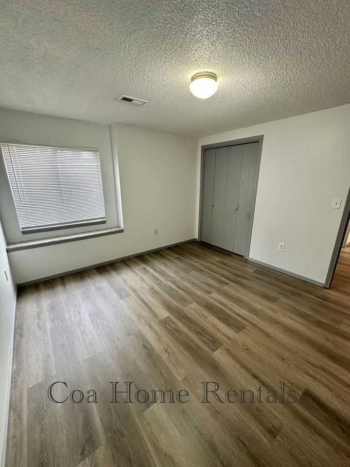 1202 N Indiana Ave - Photo 7 of 14