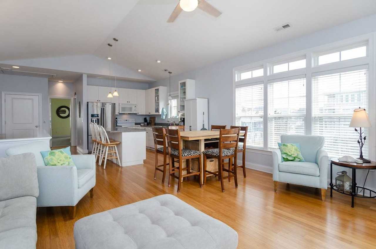 812 Canal Drive #1 - Photo 6 of 28