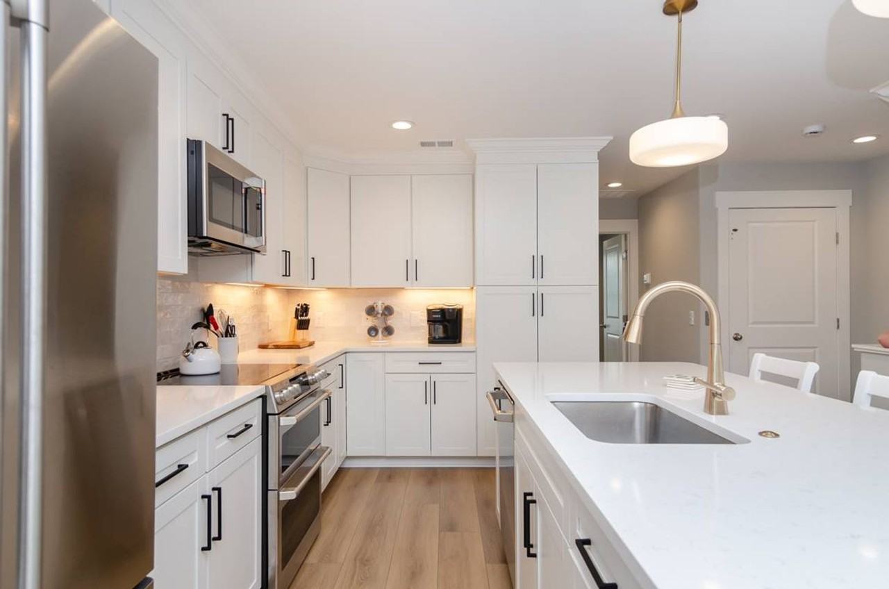 1210 Mackerel Ln - Photo 3 of 30