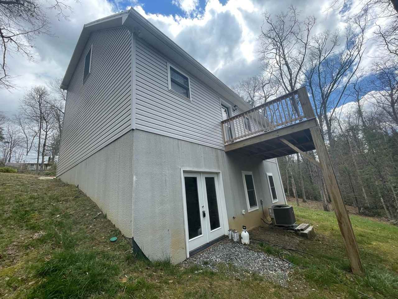 350 Pinewood Cir - Photo 6 of 49