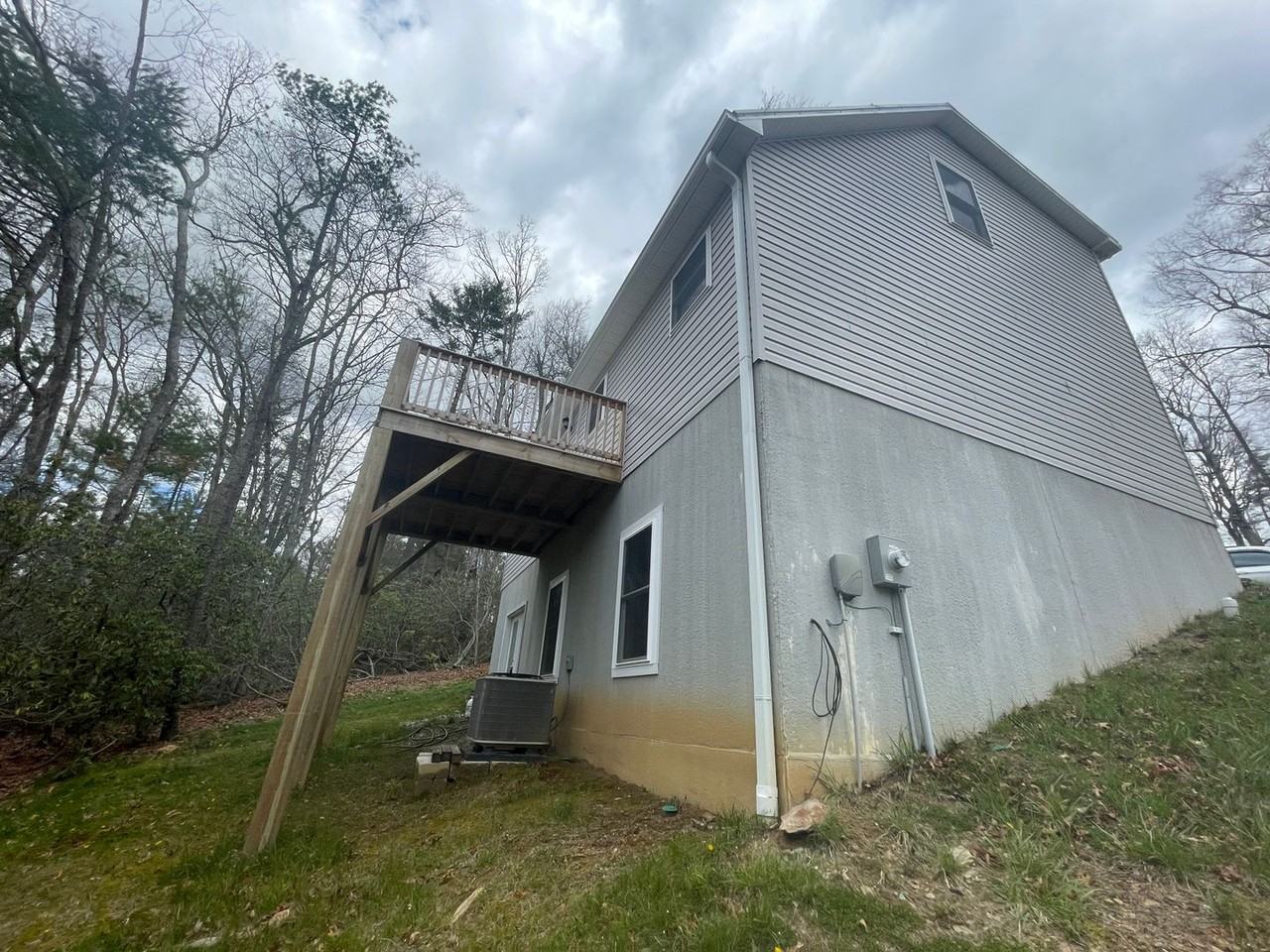 350 Pinewood Cir - Photo 7 of 49