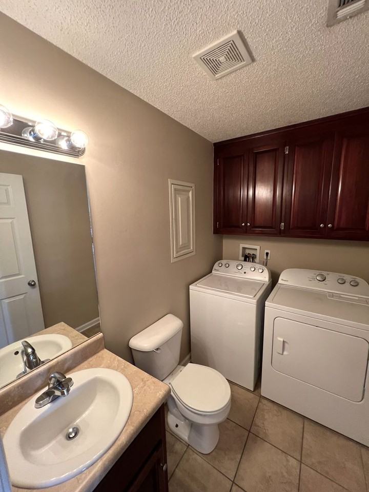 183 Concord Ave - Photo 2 of 12