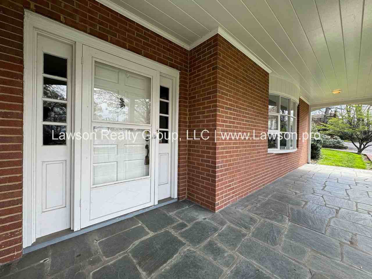 3074 Carolina Ave Sw - Photo 6 of 50