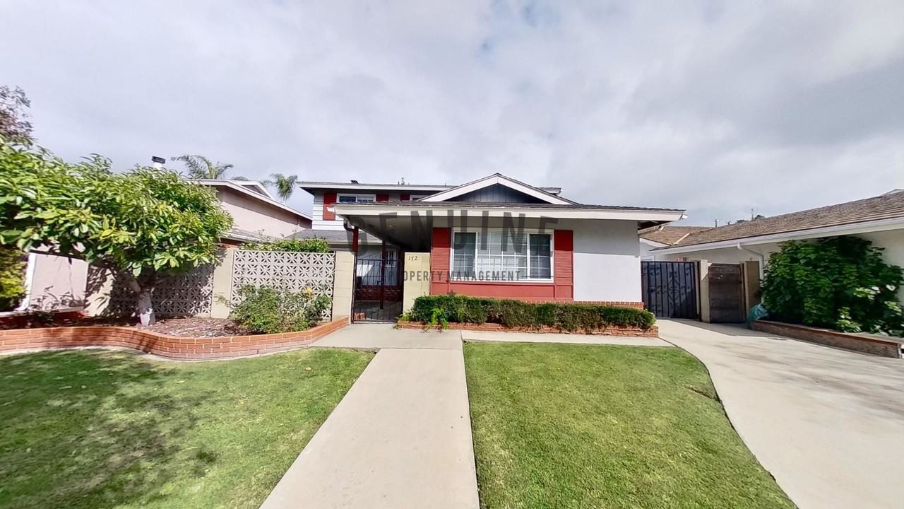 172 Yale Ln - Photo 2 of 50